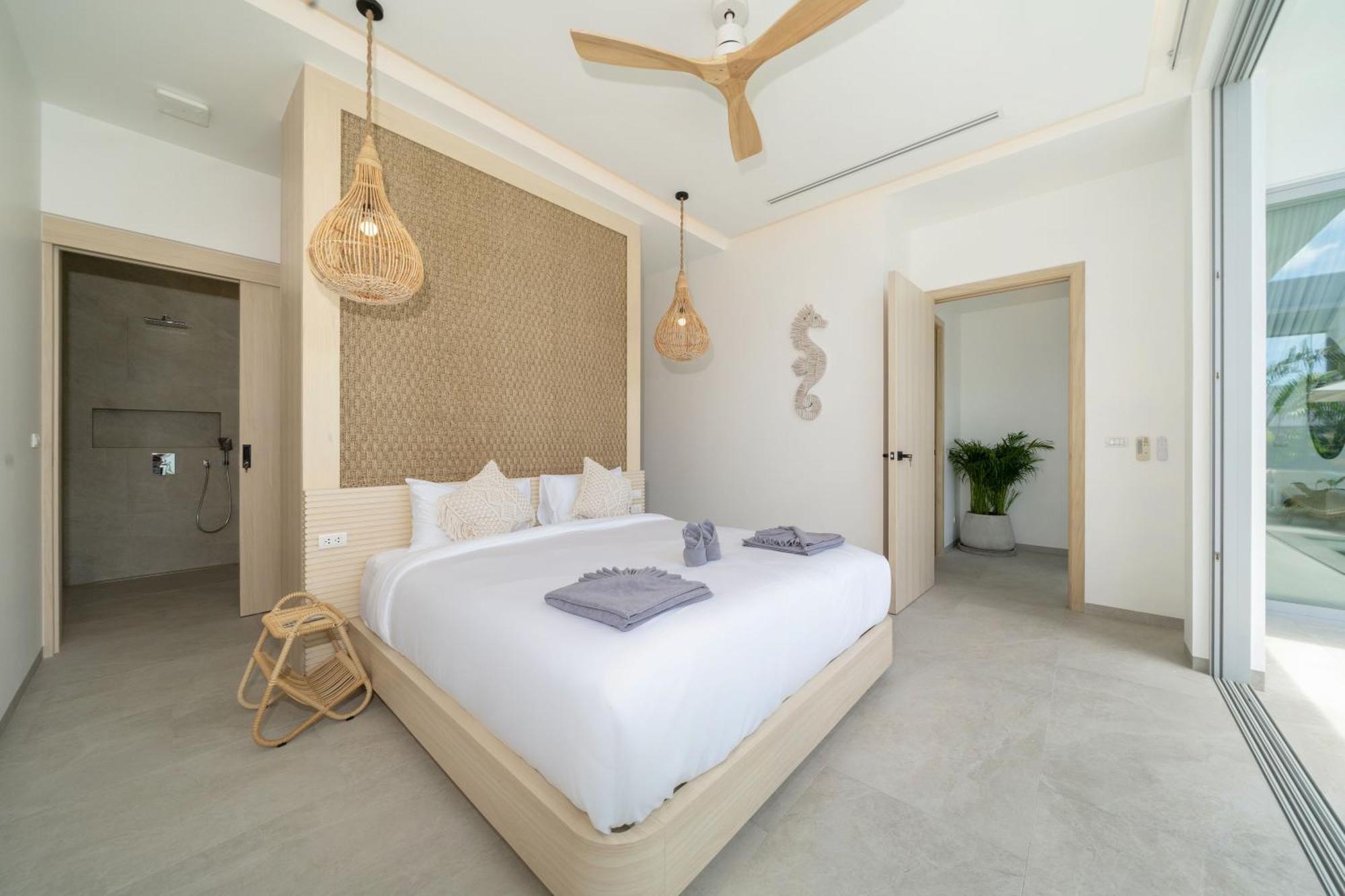 Tropical Brand New 4br Pool Mina, Just 5 Min Drive From Naiharn Vila Rawai