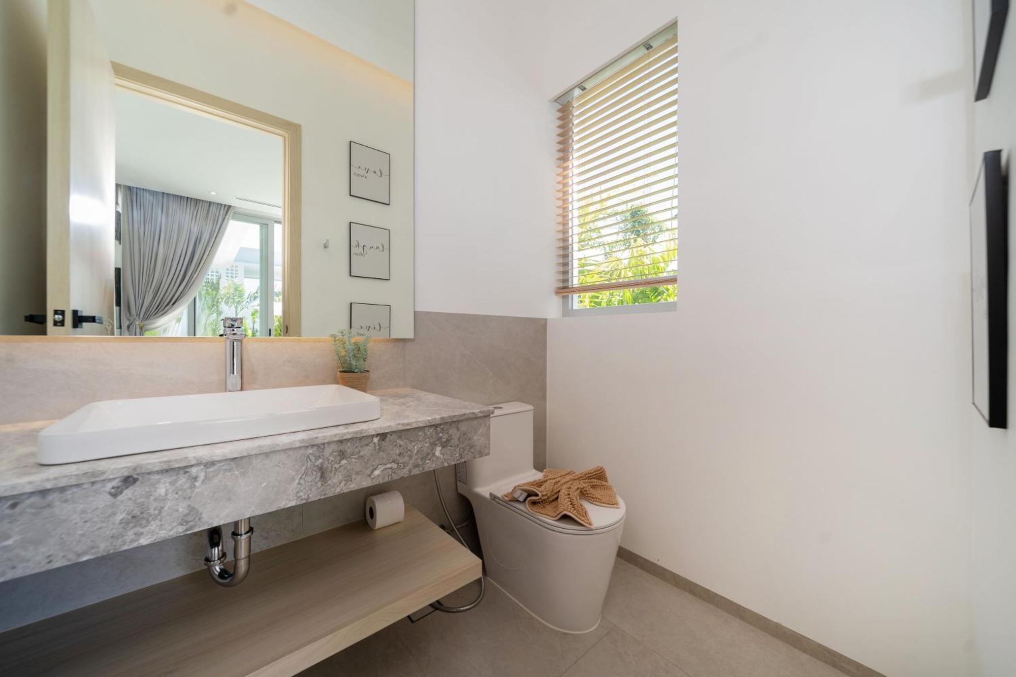 Tropical Brand New 4br Pool Mina, Just 5 Min Drive From Naiharn *